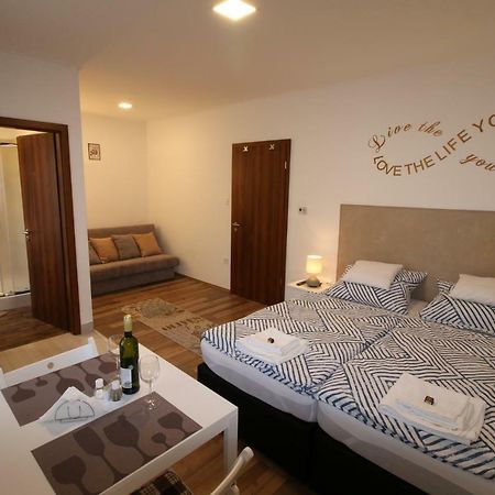Szent Ivan Apartman Έγκερ Εξωτερικό φωτογραφία