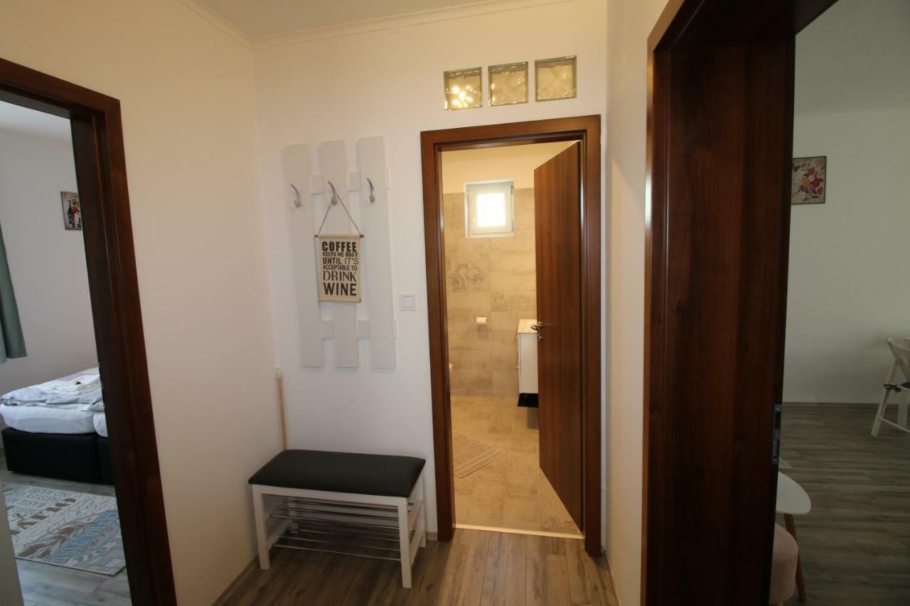 Szent Ivan Apartman Έγκερ Εξωτερικό φωτογραφία