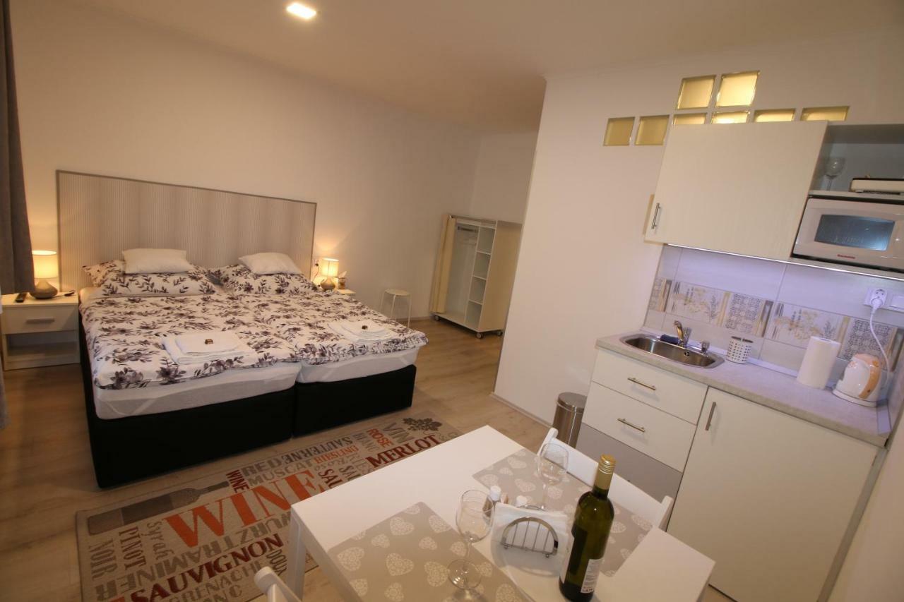 Szent Ivan Apartman Έγκερ Εξωτερικό φωτογραφία