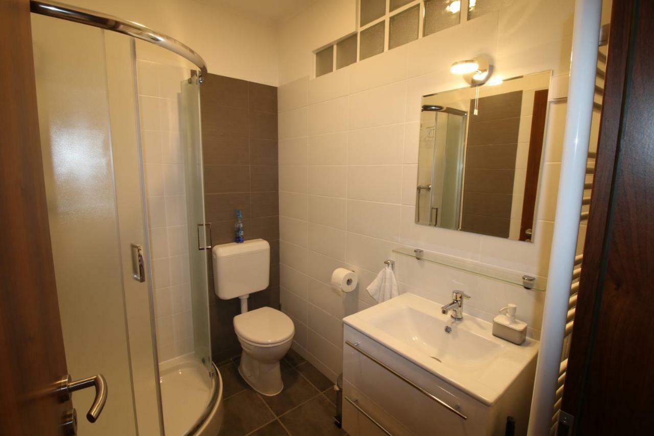 Szent Ivan Apartman Έγκερ Εξωτερικό φωτογραφία